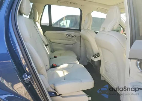 2025 Volvo Xc90 Core z USA, uszkodzony, nr VIN YV4M12PJ9S1318167